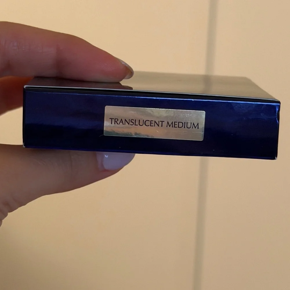 Estee Lauder Double Wear Matte Powder Veil - Medium Translucent
